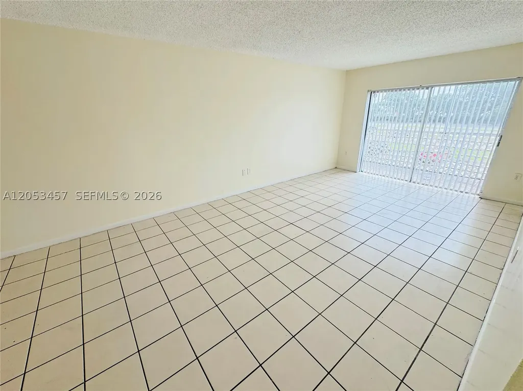 3610 NW 21st Street Lauderdale Lakes FL 33311