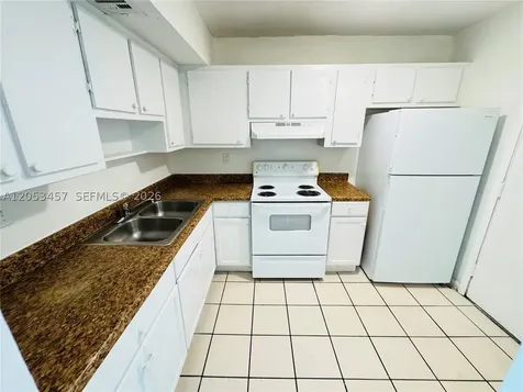 3610 NW 21st Street Lauderdale Lakes FL 33311