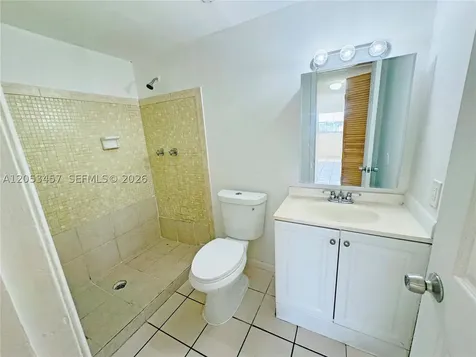 3610 NW 21st Street Lauderdale Lakes FL 33311