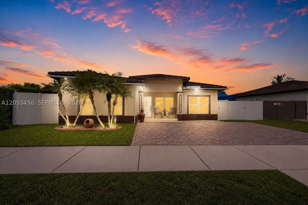 25501 SW 132nd Avenue Homestead FL 33032