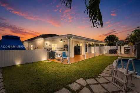 25501 SW 132nd Avenue Homestead FL 33032