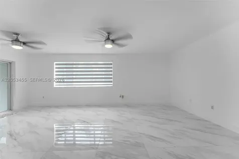 2900 SW 98th Avenue Miami FL 33165