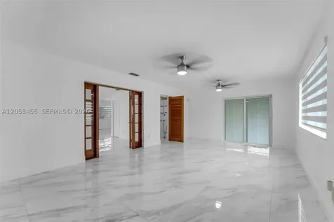 2900 SW 98th Avenue Miami FL 33165
