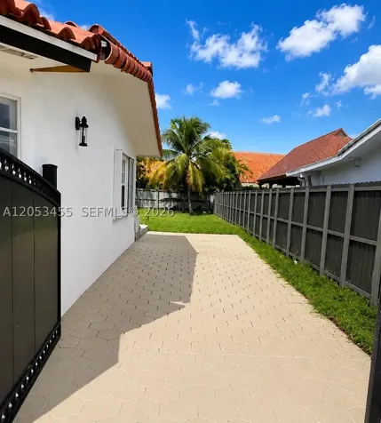 2900 SW 98th Avenue Miami FL 33165