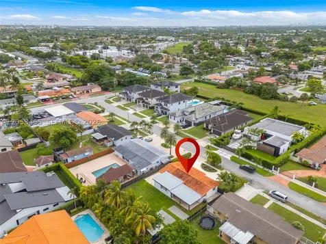 2900 SW 98th Avenue Miami FL 33165