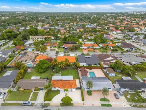 2900 SW 98th Avenue Miami FL 33165