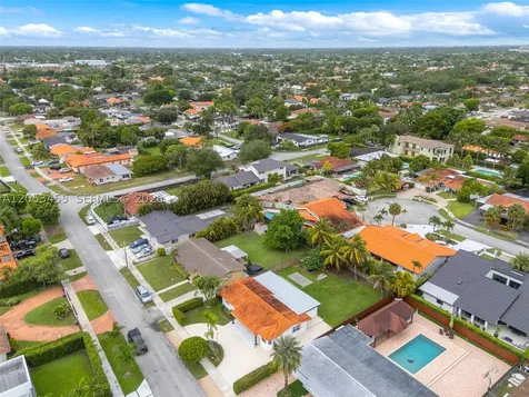 2900 SW 98th Avenue Miami FL 33165