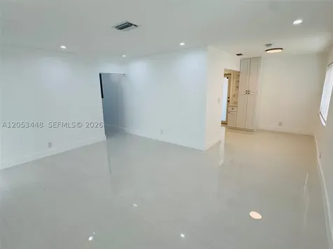 105-107 NE 30th Court Wilton Manors FL 33334