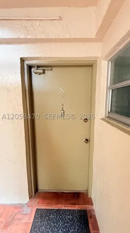 9360 SW 87th Avenue Miami FL 33176