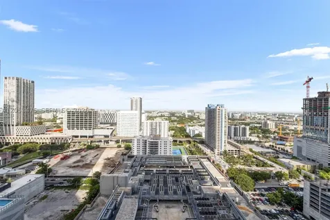 851 NE 1st Avenue Miami FL 33132