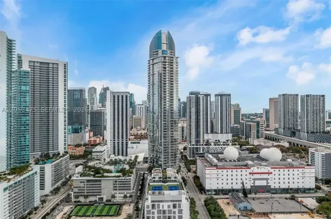 851 NE 1st Avenue Miami FL 33132