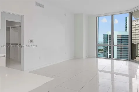 851 NE 1st Avenue Miami FL 33132