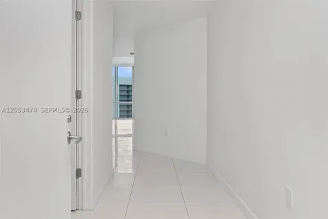 851 NE 1st Avenue Miami FL 33132