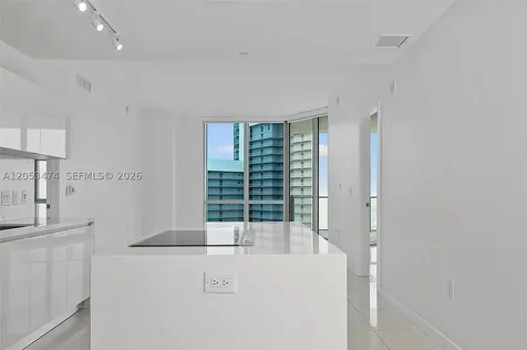 851 NE 1st Avenue Miami FL 33132