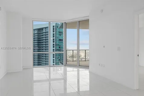 851 NE 1st Avenue Miami FL 33132