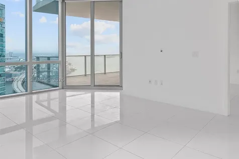 851 NE 1st Avenue Miami FL 33132