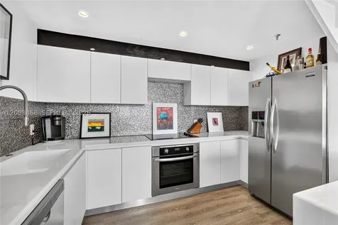 1000 Venetian Way Miami Beach FL 33139