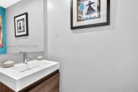 1000 Venetian Way Miami Beach FL 33139