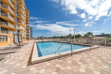 2450 NE 135th Street North Miami FL 33181