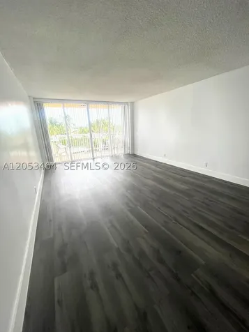 2450 NE 135th Street North Miami FL 33181