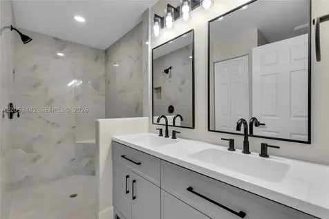 11061 NW 38th Place Sunrise FL 33351