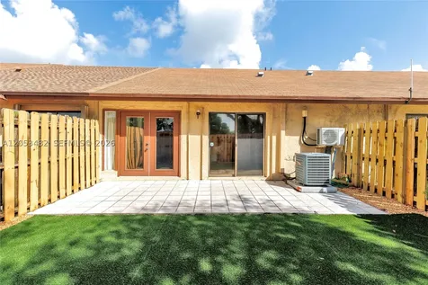 11061 NW 38th Place Sunrise FL 33351