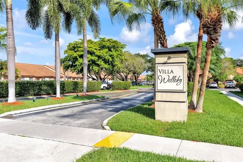 11061 NW 38th Place Sunrise FL 33351