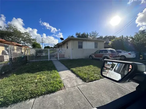 1220 NW 53rd Street Miami FL 33142