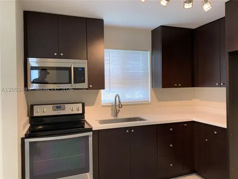 901 NW 22nd Court Miami FL 33125