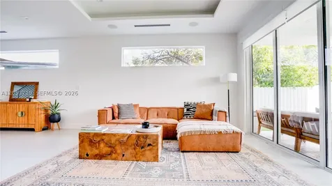 3524 SW 25th Terrace Miami FL 33133