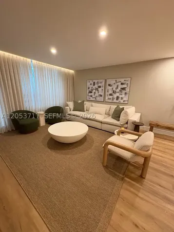10185 Collins Avenue Bal Harbour FL 33154