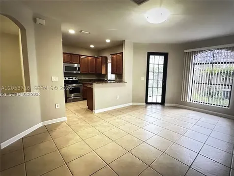 10328 NW 31st Terrace Doral FL 33172