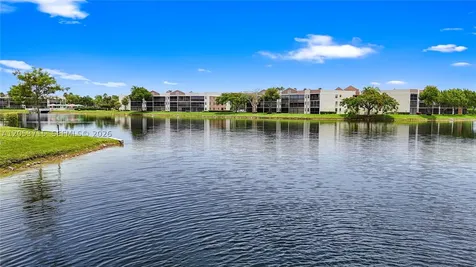 10830 W Clairmont Circle Tamarac FL 33321