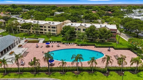 10830 W Clairmont Circle Tamarac FL 33321
