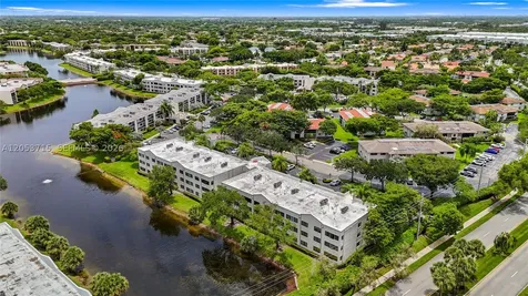 10830 W Clairmont Circle Tamarac FL 33321