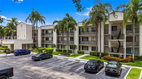 10830 W Clairmont Circle Tamarac FL 33321