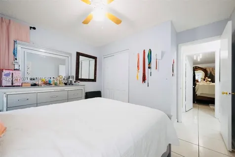 4921 NW 83rd Avenue Lauderhill FL 33351