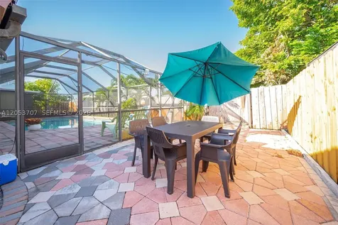 4921 NW 83rd Avenue Lauderhill FL 33351
