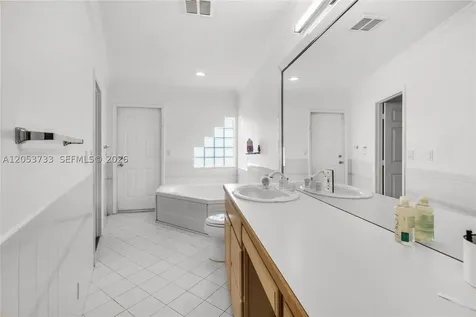 2424 NE 18th Avenue Wilton Manors FL 33305