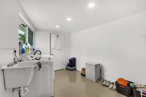 2424 NE 18th Avenue Wilton Manors FL 33305