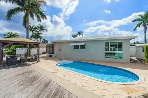 2424 NE 18th Avenue Wilton Manors FL 33305