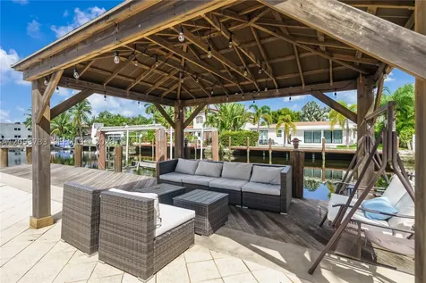 2424 NE 18th Avenue Wilton Manors FL 33305