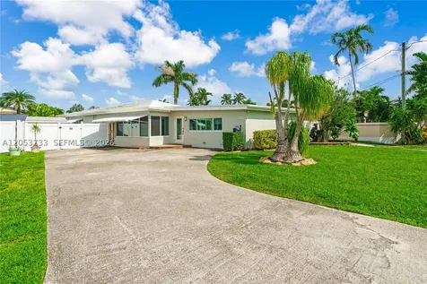 2424 NE 18th Avenue Wilton Manors FL 33305