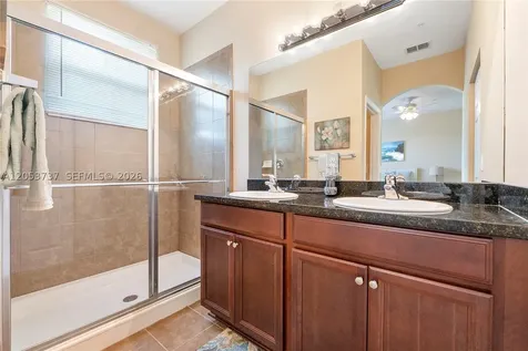 2851 W Prospect Road Tamarac FL 33309