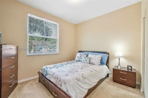 2851 W Prospect Road Tamarac FL 33309