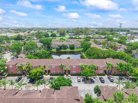 2851 W Prospect Road Tamarac FL 33309
