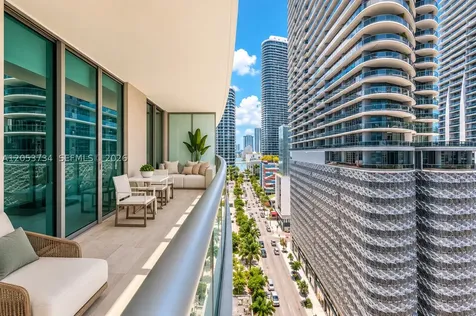 1100 S Miami Avenue Miami FL 33130