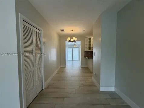 6320 SW 24th Street Miami FL 33155