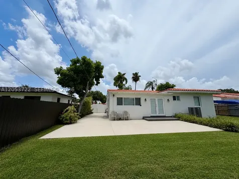 6320 SW 24th Street Miami FL 33155