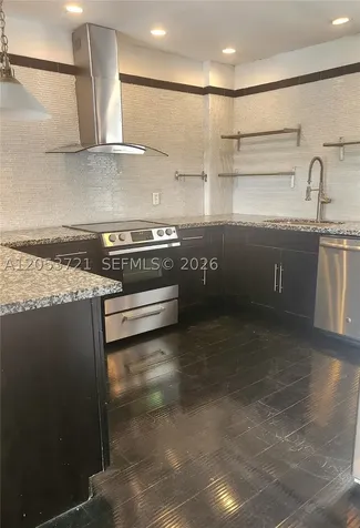 3811 NW 84th Avenue Sunrise FL 33351